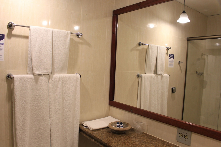 Bathroom 3, Hotel Luxor, Ouro Preto