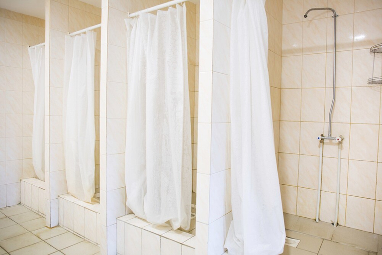 Bathroom 3, Hotel & Hostel Klever, Sysertskiy rayon