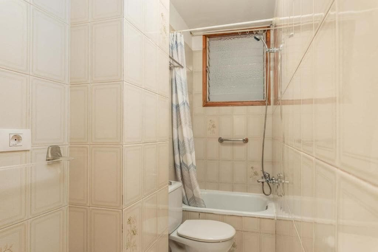 Bathroom 3, Edificio Los Playeros, Santa Cruz de Tenerife