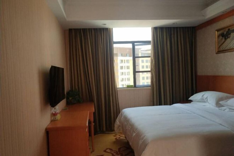Bedroom 2, Vienna Hotel Enshi Railway Station, Enshi Tujia and Miao