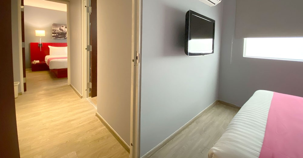 Bedroom 3, Hotel MX forum buenavista CDMX, Trademark by Wyndham, Mexico City