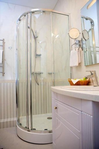 Bathroom 3, Ekaterinodar Hotel, Krasnodar gorsovet