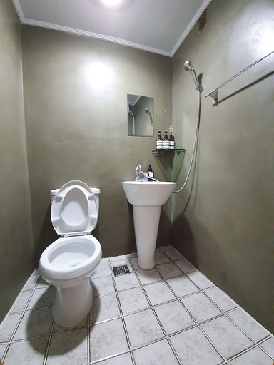 Bathroom 3, Gyeonggijeon Yeonga, Jeonju