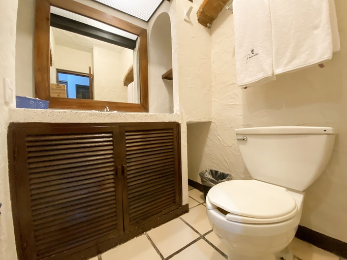 Bathroom 5, Hotel Puerto de Luna Pet Friendly & Family Suites, Puerto Vallarta