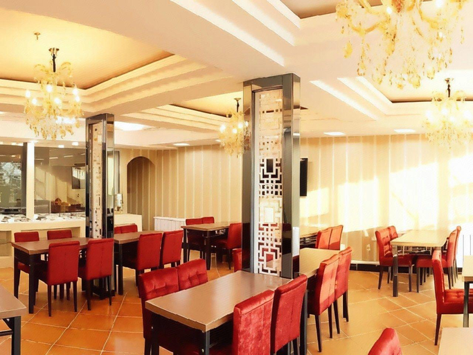 Food & Drinks 4, GreenTree Inn Chifeng Linxi Ronglin Homeland Express Hotel, Chifeng