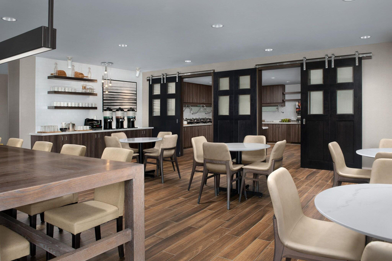 Food & Drinks 4, Residence Inn By Marriott Fresno Clovis, Fresno