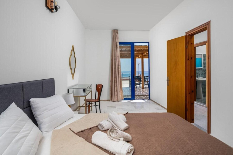 Room 5, Dream Apartment With Massive Ocean View Terrace, South Aegean