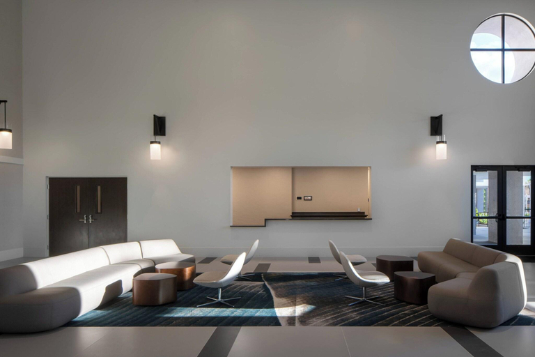 Public Area 5, Luminary Hotel & Co., Autograph Collection, Lee