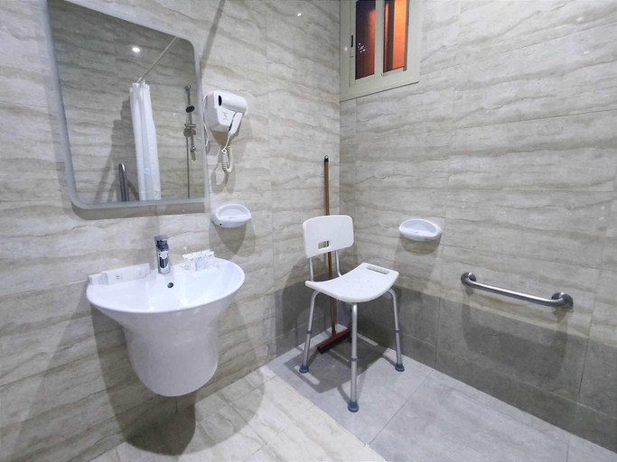 Bathroom 4, Celine Almotamaiza Serviced Apartment, Jeddah
