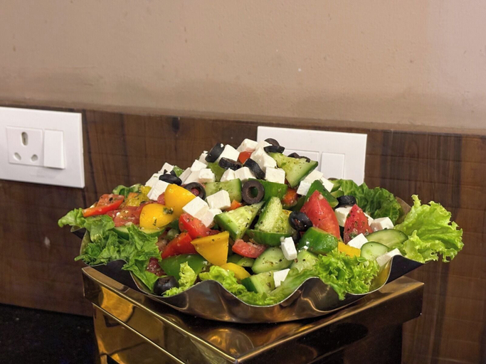 Food & Drinks 5, Hotel West End Mahipalpur Delhi IGI, Delhi