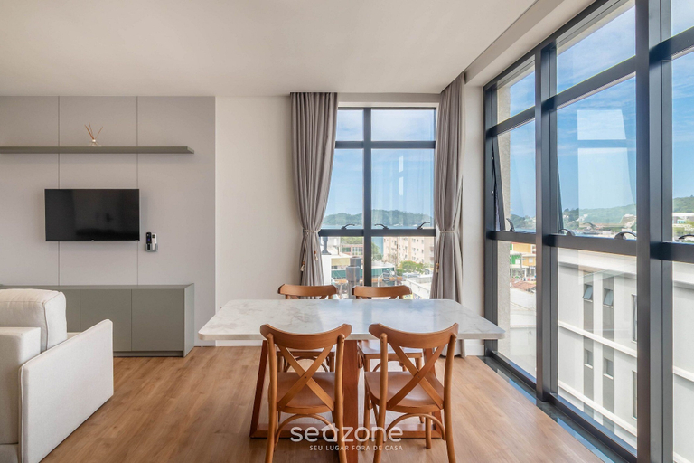 Interior 3, Apartments in a Building With a Pool, 180m From the Beach in Bombinhas - Sfrs, Bombinhas