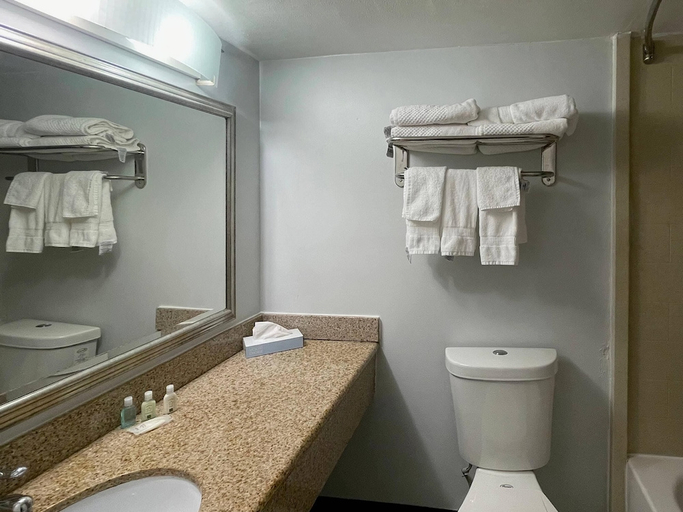 Bathroom 4, Suburban Studios East Syracuse Carrier Circle, Onondaga