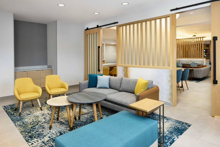 Public Area 3, TownePlace Suites by Marriott Plant City, Hillsborough