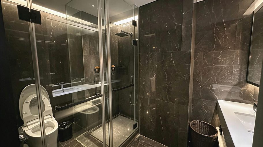 Bathroom 4, Longshun Hotel, Fuzhou
