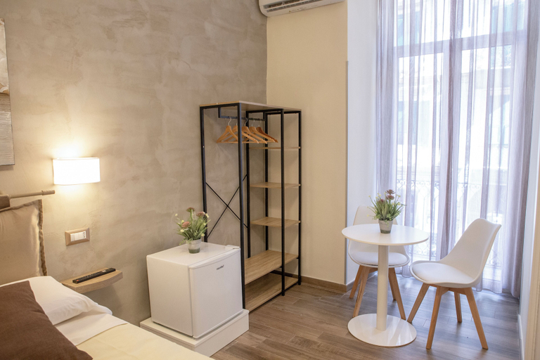 Room 5, La dimora di Parthenope Ferrara Rooms, Napoli
