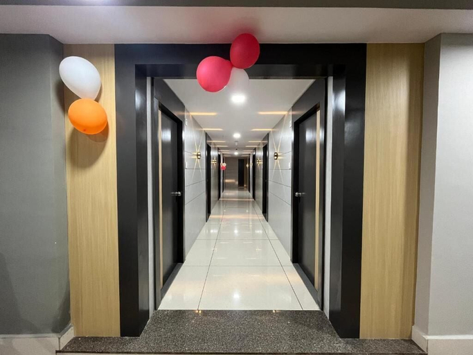 Others 5, HOTEL FIONA, Tapi