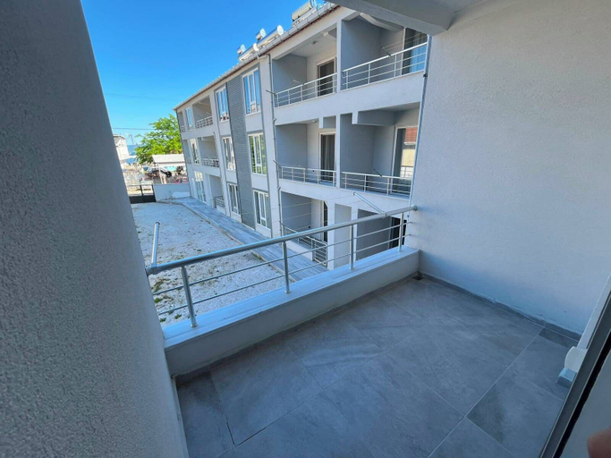 Property grounds, RAİF ARDA APART, Marmara