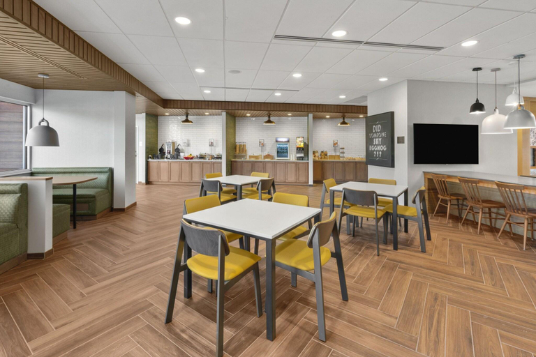Food & Drinks 5, Fairfield Inn & Suites by Marriott Seattle Poulsbo, Kitsap