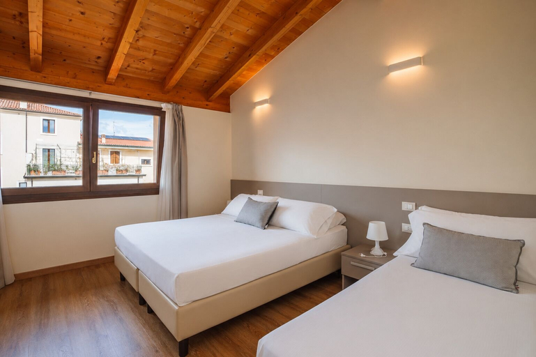 Bedroom 4, Garda Relais, Verona