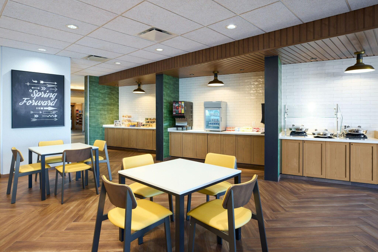Food & Drinks 5, Fairfield Inn & Suites by Marriott Hagerstown, Washington