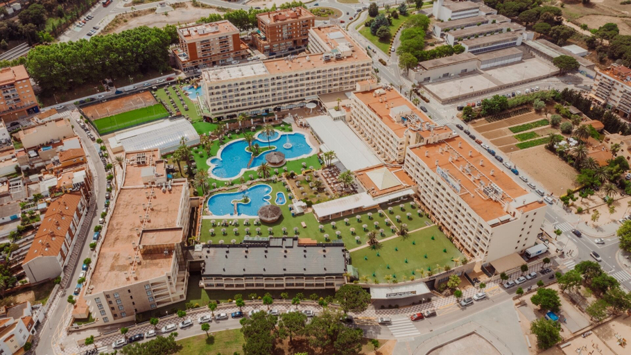Exterior & Views 2, Evenia Olympic Resort, Girona