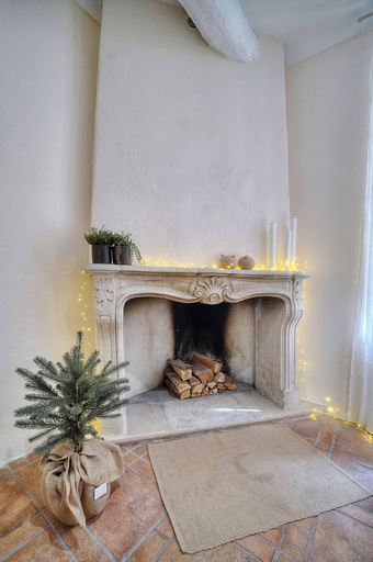 Room 5, Maison 100m2-3 Chambres-2sdb-balcon-suquet A3b113, Alpes-Maritimes