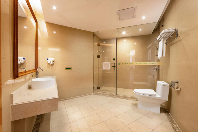 Bathroom 3, Vienna Classic Hotel Shaodong Jinlong Avenue Branch, Shaoyang