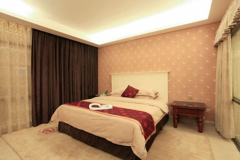 Bedroom 2, Cloud Nine Hot Spring, Huizhou