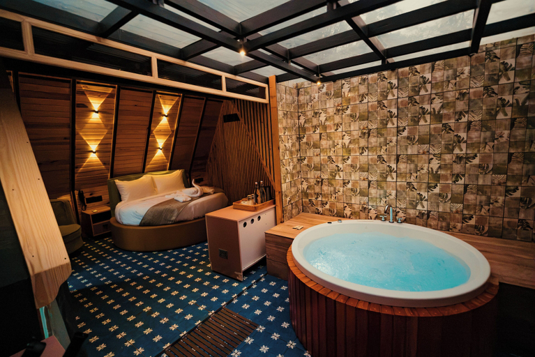 Bathroom 2, Santuario Resort & Spa Vagamon, Idukki