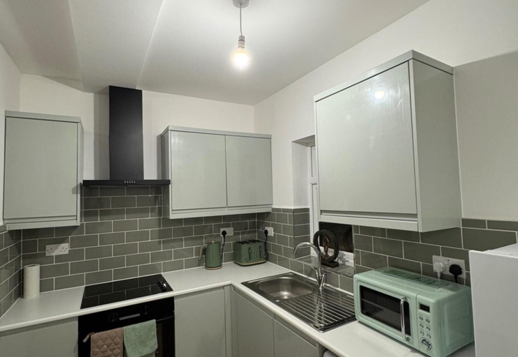 Primary image, Apartment Sleeps 6 With Parking, London