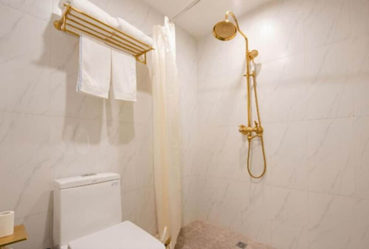 Bathroom 4, Borman Hotel (Beijing Qianmen), Beijing