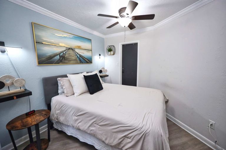 Room 5, Seawall Serenity - Amenities, Galveston
