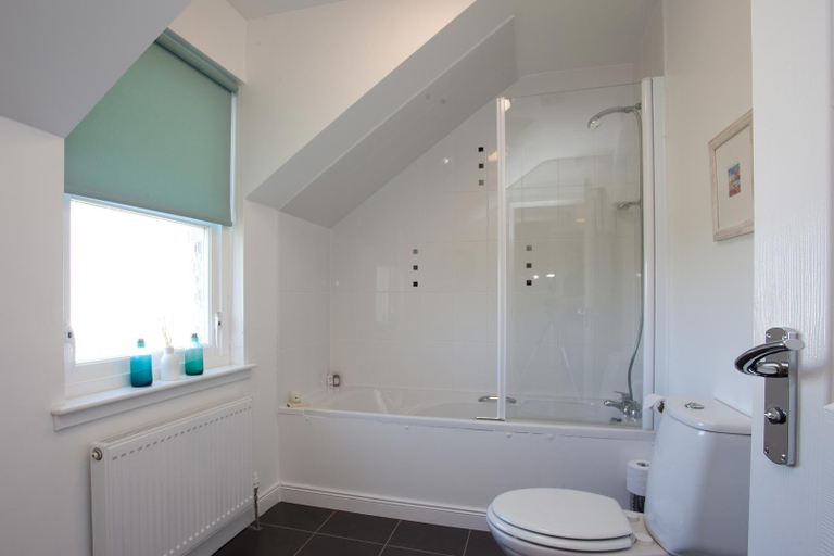 Bathroom 3, Port Charlotte Holidays, Argyll and Bute