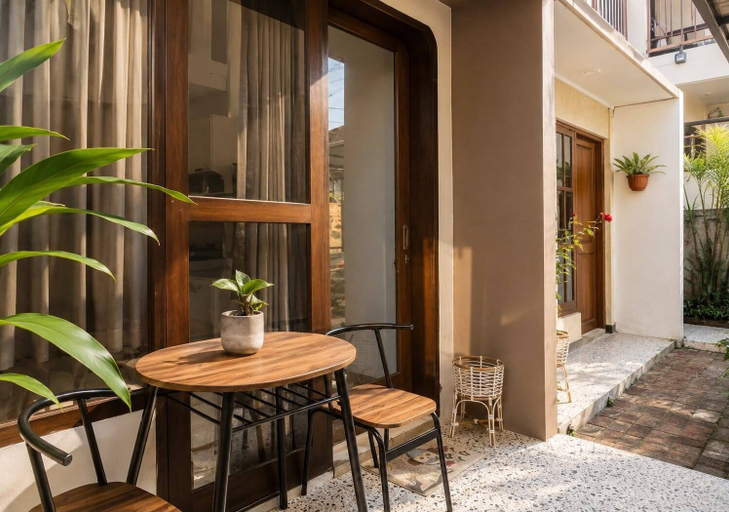 Outdoor dining, Bila Homestay, Badung