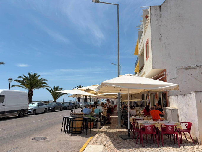 Outdoor dining, JR Santa Luzia, Alcoutim