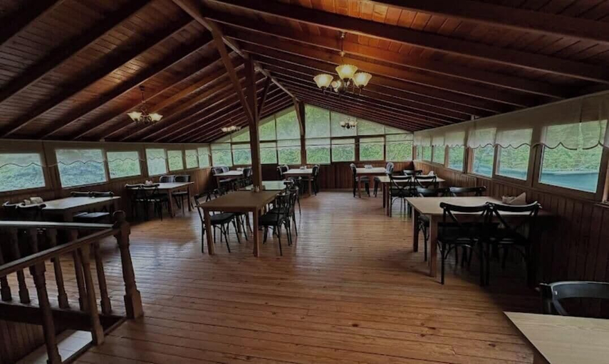 Dining 1, Özde Dağ Evi