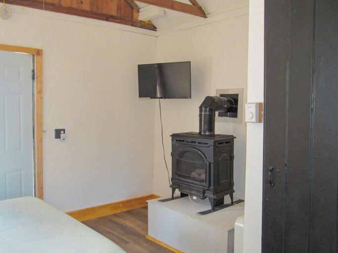 Bedroom 1, Rustic Village Cabins, San Bernardino