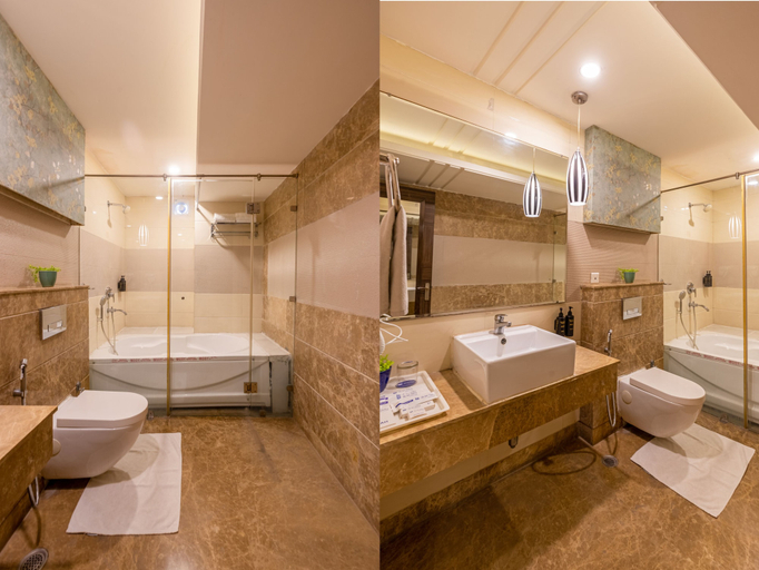 Bathroom 2, The Sea Valley Azure - Near MG Road & Udyog Vihar, Gurugram, Gurgaon