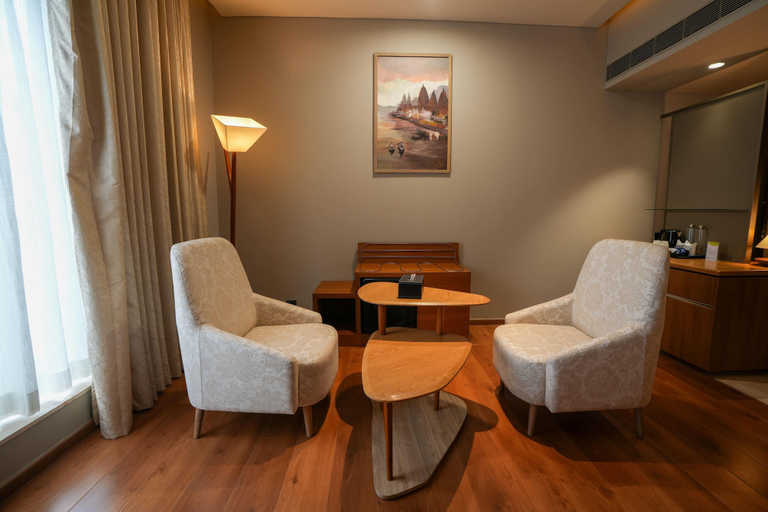 Room 2, Ramada Encore by Wyndham Kochi Kalamassery, Ernakulam