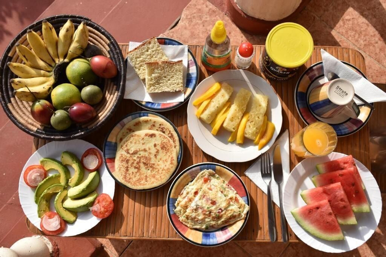 Food & Drinks 5, Amahoro Guest House, Musanze