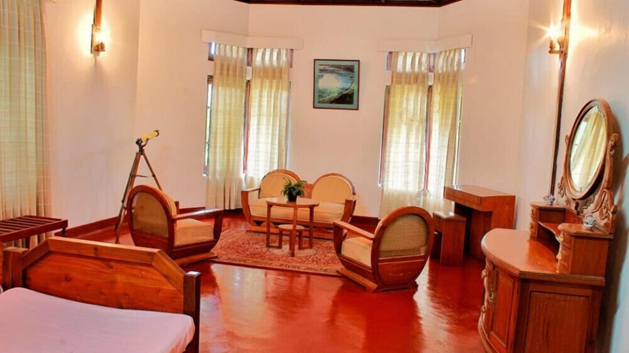 Public Area 3, Ancoombra Tea Estate Bungalow, Poojapitiya