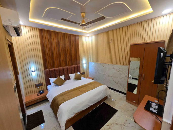 Room 3, Shri Ram Pujari Seva Sadan, Mathura