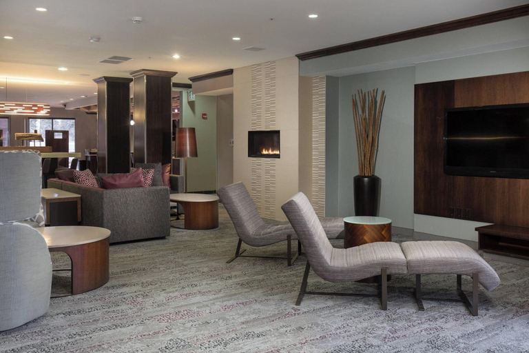 Public Area, Courtyard Des Moines West/Jordan Creek, Dallas
