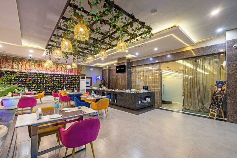 Restaurant 3, The Sea Valley Azure - Near MG Road & Udyog Vihar, Gurugram, Gurgaon