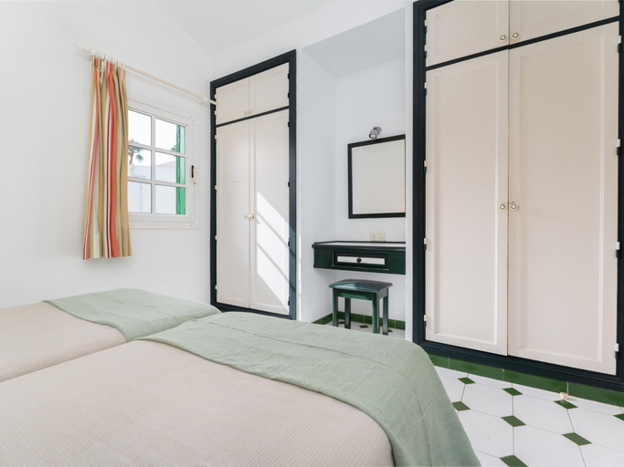 Room 2, Vivelorural Campo de Golf 76, Las Palmas