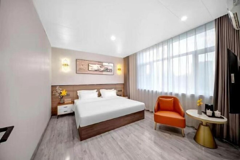 Bedroom 2, Huayi Select Hotel (Jiamusi Railway Station), Jiamusi