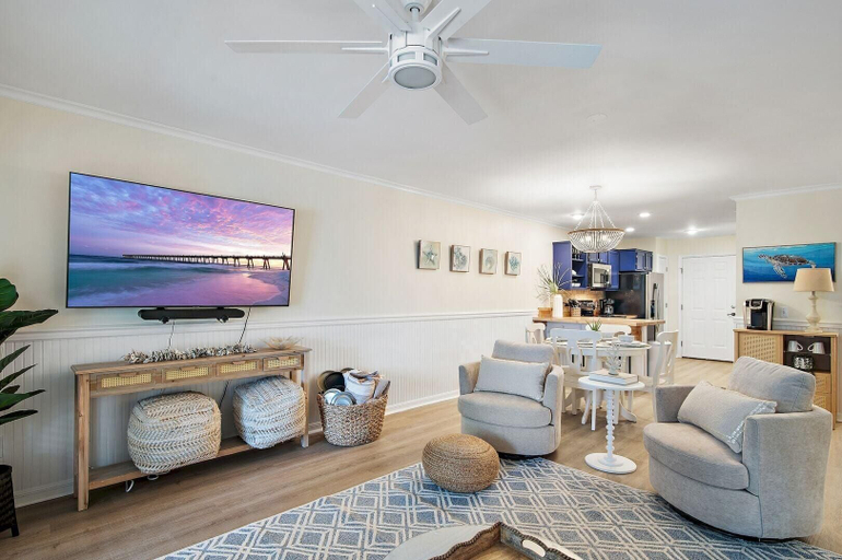 Living area 3, It's a Shore Bet, Bay