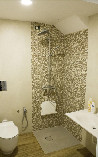 Bathroom 3, Le Due Querce, Messina