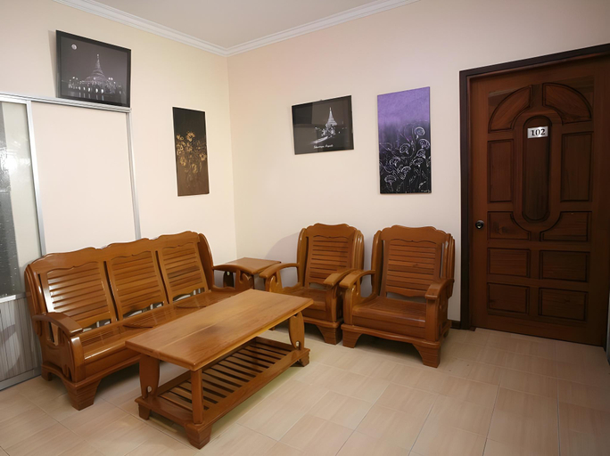 Public Area, Hotel June Business Bed Breakfast, Yangon