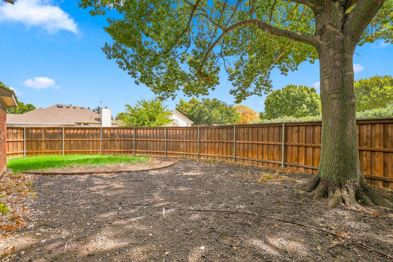 Property grounds 3, Modern Frisco Retreat 3BR House, Collin